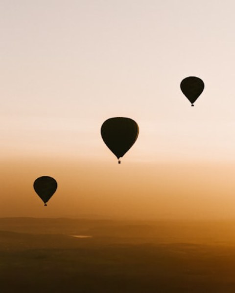 Balloon ride is an option for a memorable secreyt vacation.