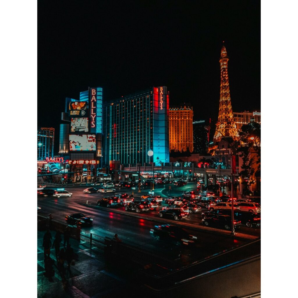 Las Vegas tips to enjoy the strip.